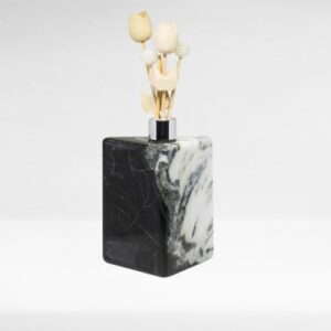 Difusor Modelo Triangle Mármore Branco Moura Exótico